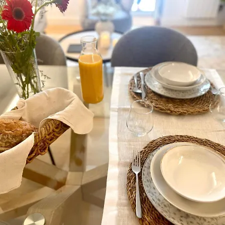 Mentura Centro De Parking Free 公寓