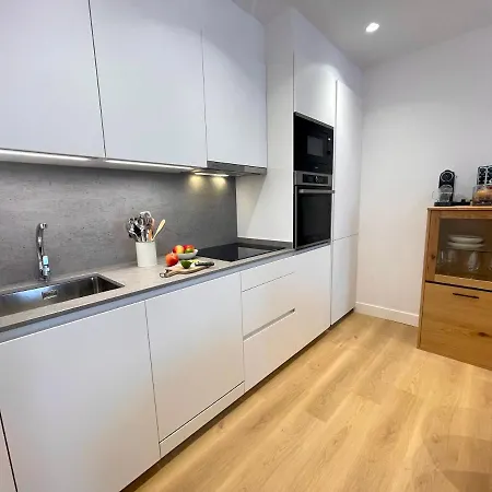 Mentura Centro De Parking Free * 圣塞瓦斯蒂安