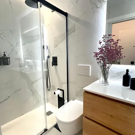 Mentura Centro De Parking Free * 圣塞瓦斯蒂安