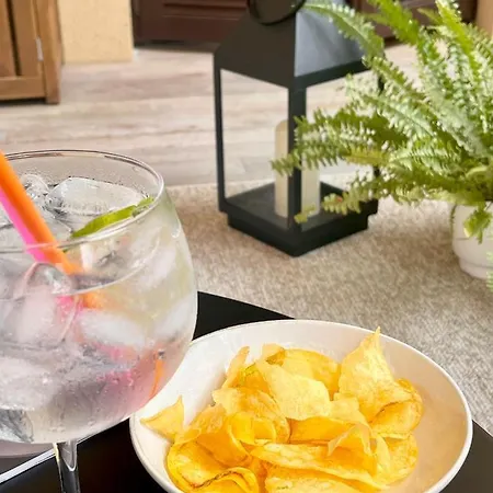 Mentura Centro De Parking Free 公寓