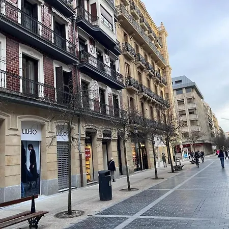 Mentura Centro De Parking Free San Sebastian