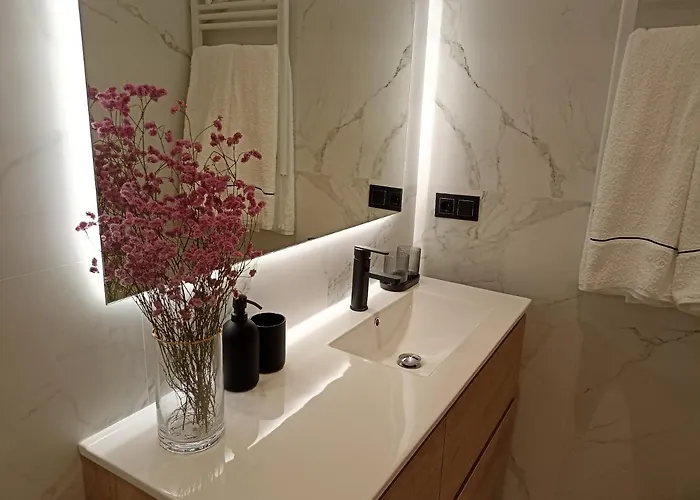 Mentura Centro De Parking Free *