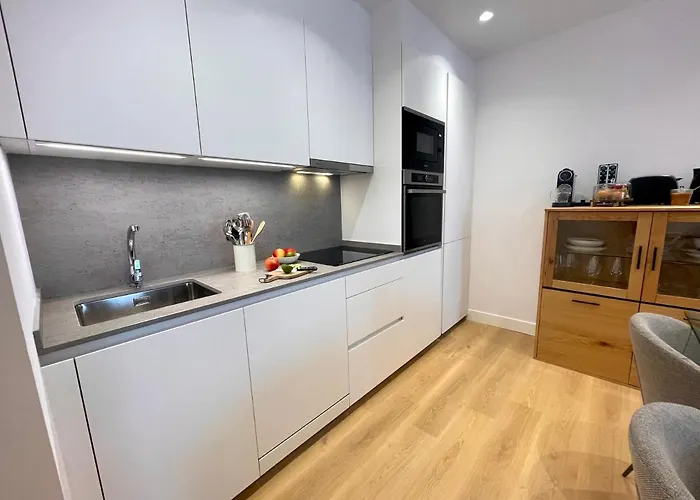 Mentura Centro De Parking Free * San Sebastian