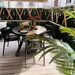 Mentura Centro De Parking Free Apartamento